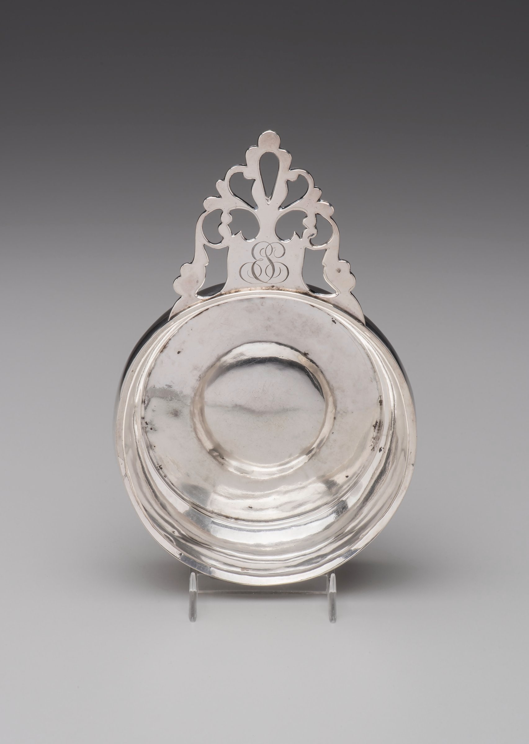 Porringer