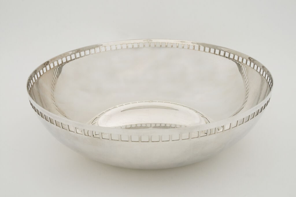 “King Richard” bowl