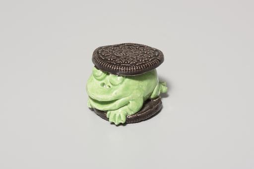 Oreo Cookie Frog