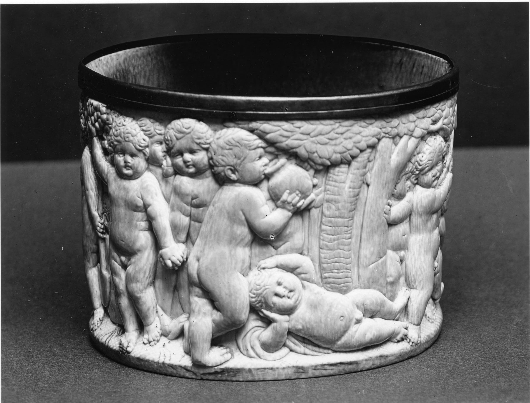 Tankard with Scenes with Putti