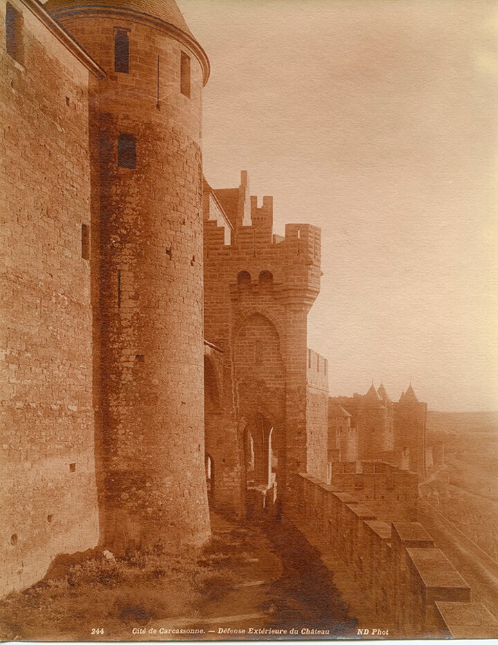 Cite de Carcassonne. Defense exterieure du Chateau