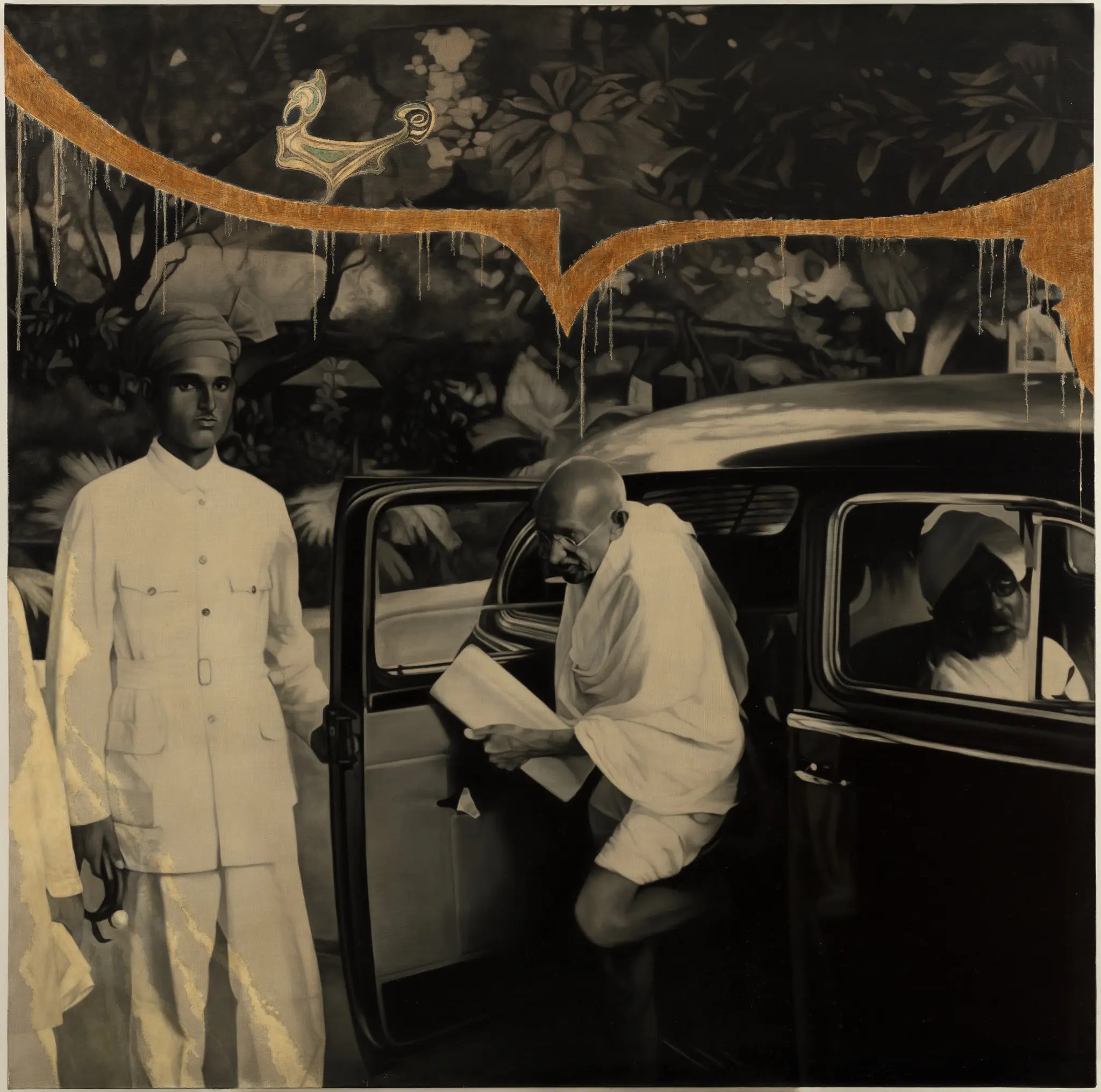 Mahatma Gandhi getting out of a car, Bombay, 1944