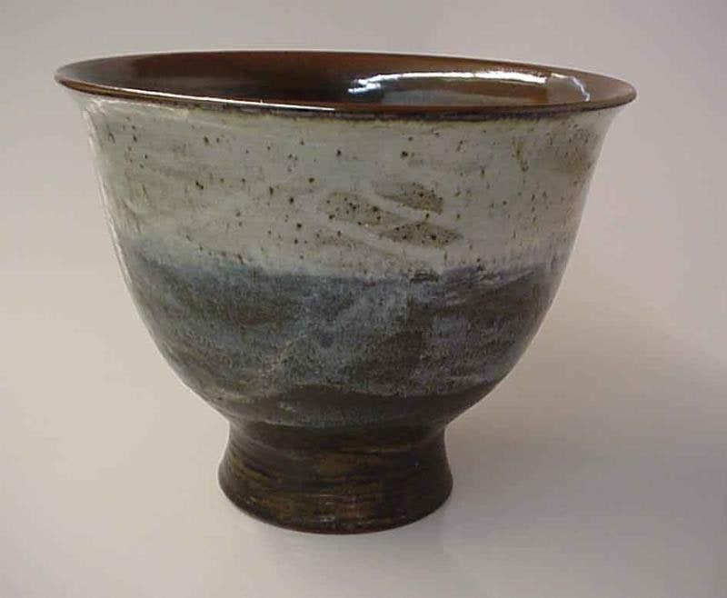 Large bell-shaped footed bowl