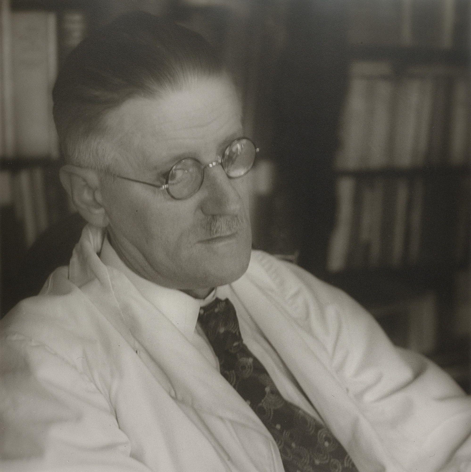 James Joyce, Paris