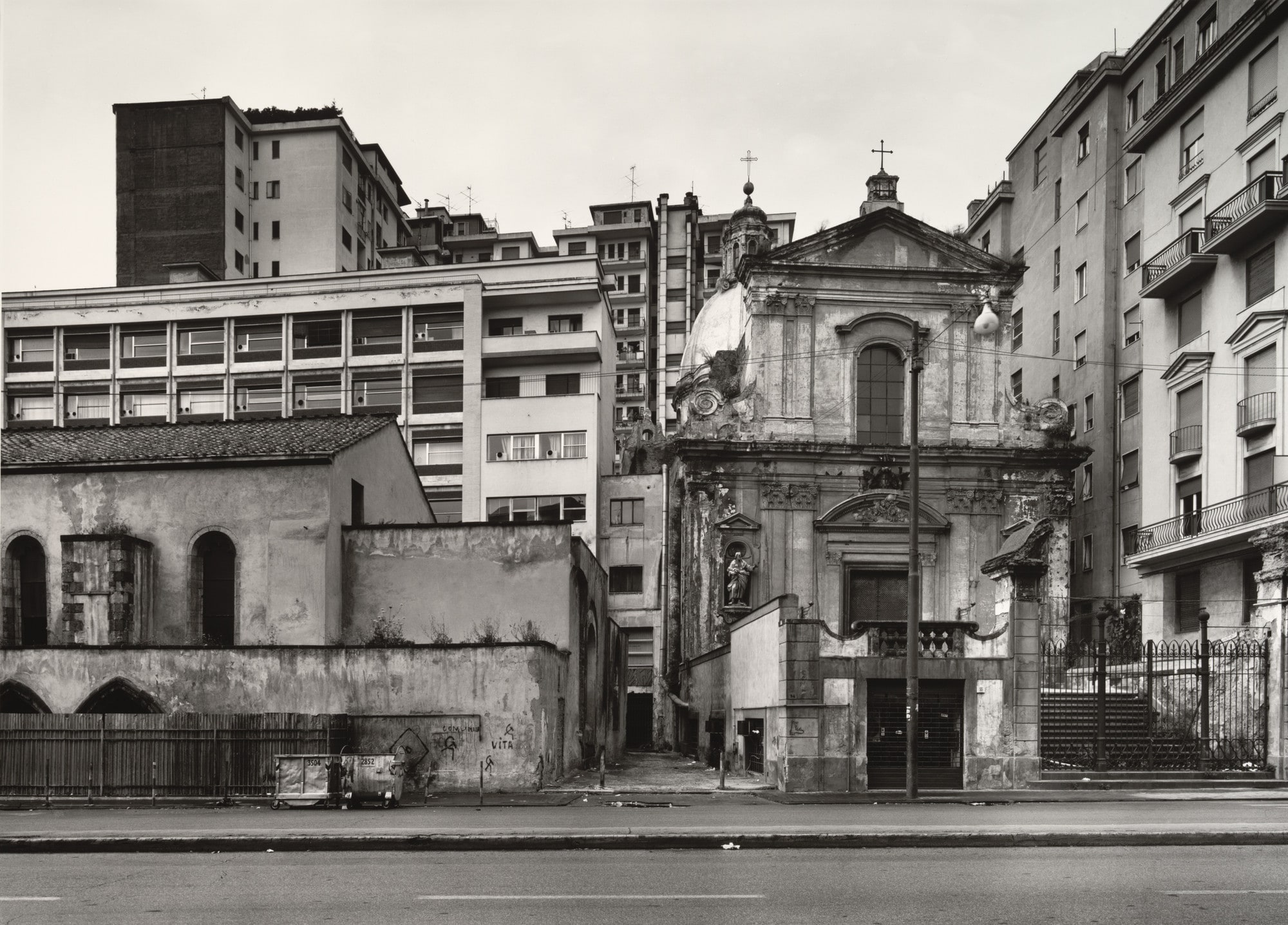 Via Medina, Naples
