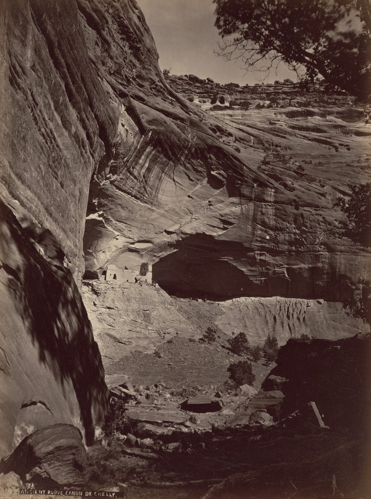 Ancient Ruins, Canyon De Chelly, Arizona, Mummy Cave, Canyon del Muerte, Arizona