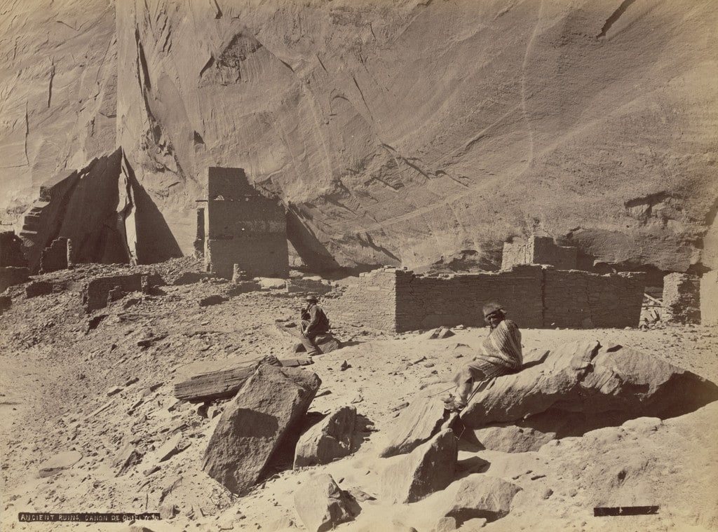 Ancient Ruins, Canyon De Chelly, Arizona