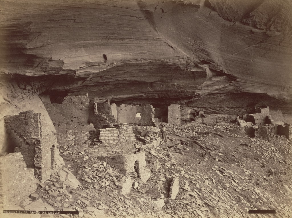 Ruins in Mummy Cave, Canon del Muerte, Arizona