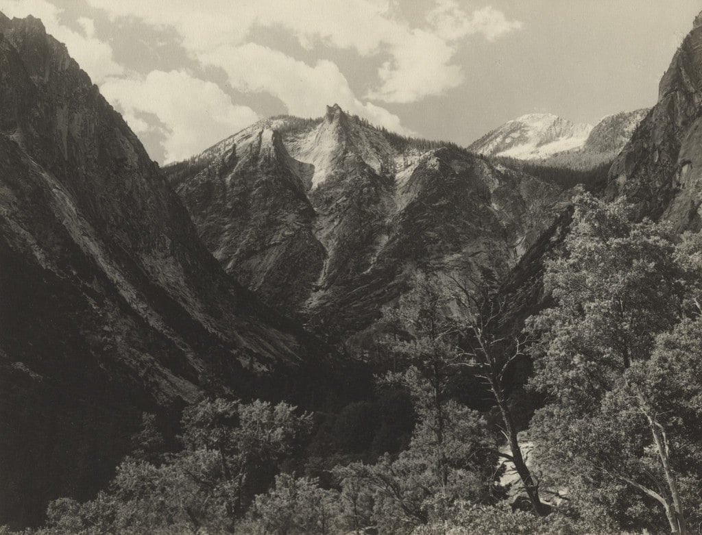 Lower Paradise Valley - The Sphinx, Avalanche Peak