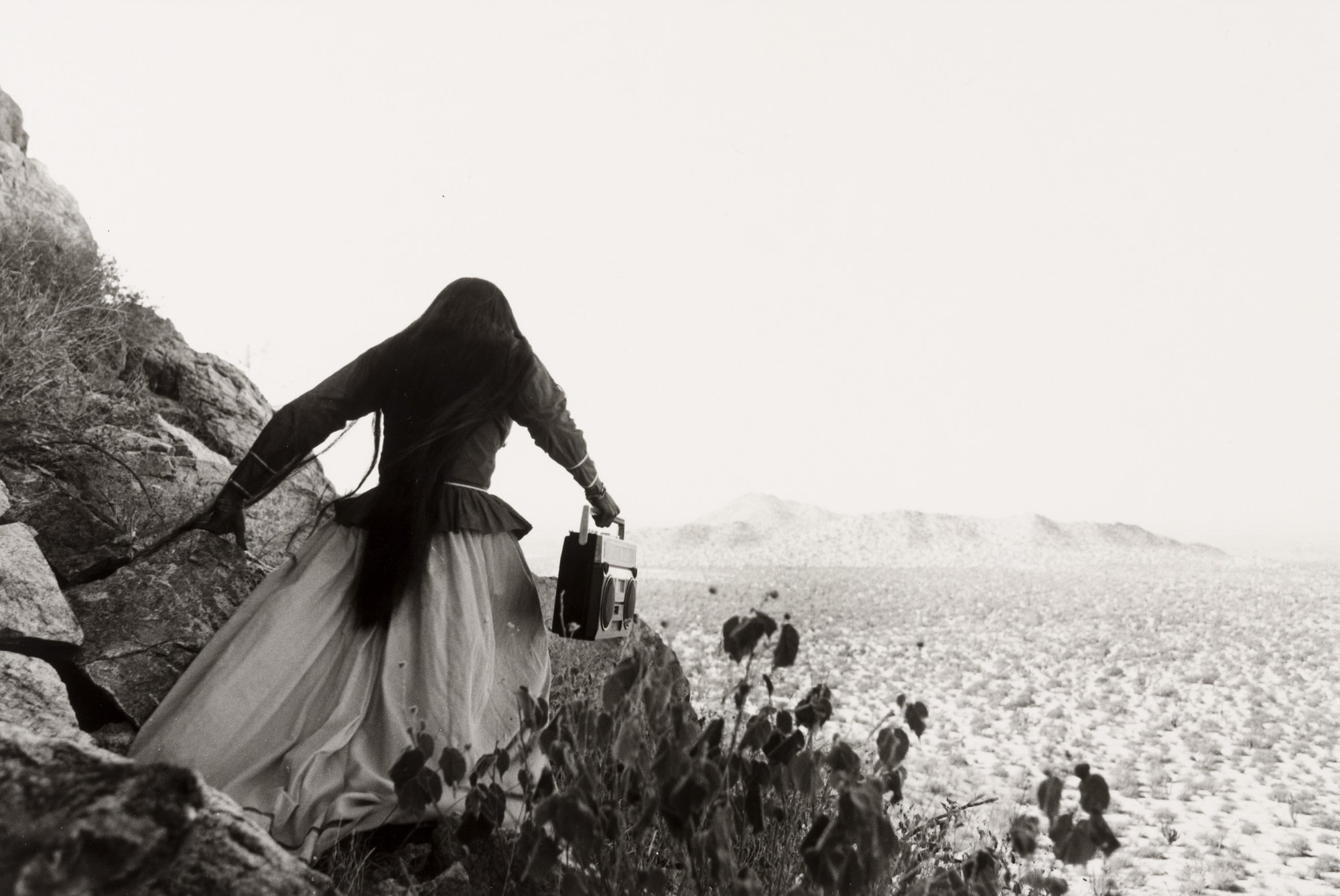 Mujer ángel, Desierto de Sonora (Angel Woman, Sonoran Desert)