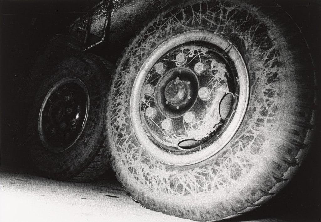 Tires, Yokkaichi