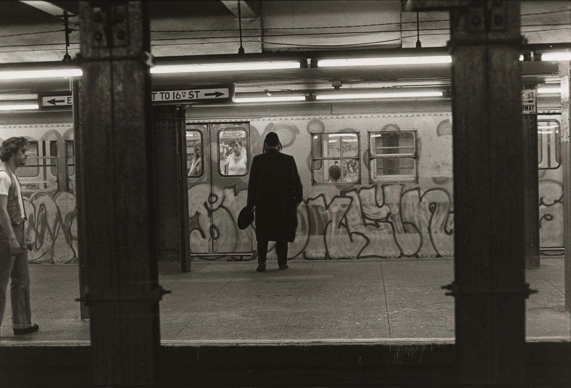 To 16th Street, New York City