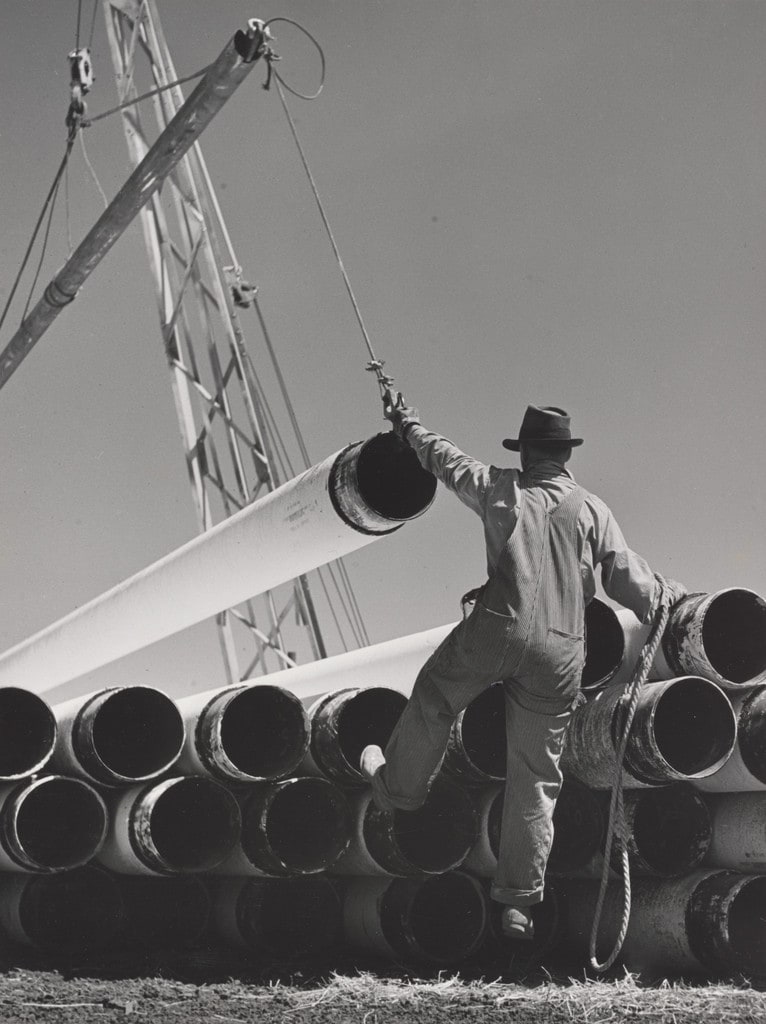 Stockpiling Coated Pipe
