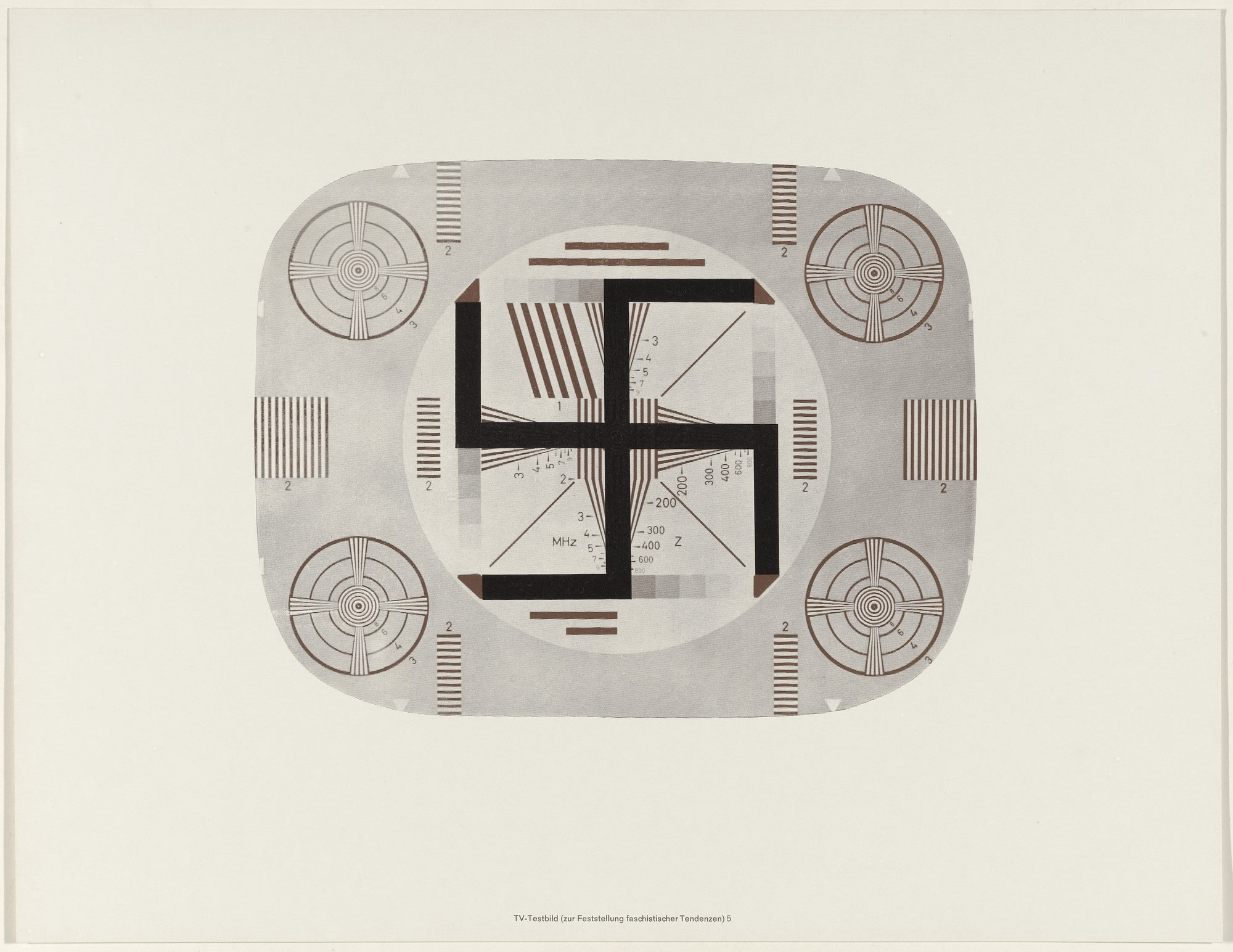 TV-Brown Tint, Test Pattern 5 (TV-Braunfarben, Testbild 5) from the portfolio Weekend