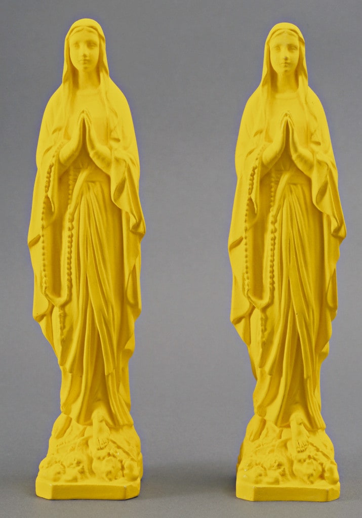 Madonnenfigur (Madonna Figure)