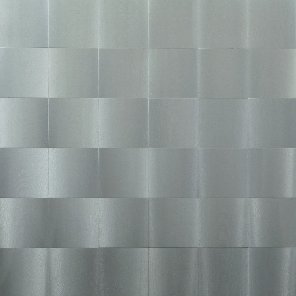 Surface with Vibrating Texture