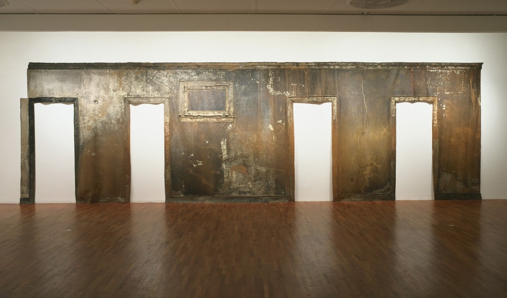 North Hall Wall, Second Floor