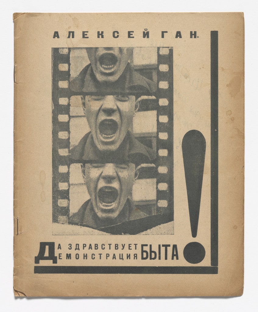 Da zdravstvuet demonstratsiia byta! (Long Live the Demonstration of Everyday Life!)