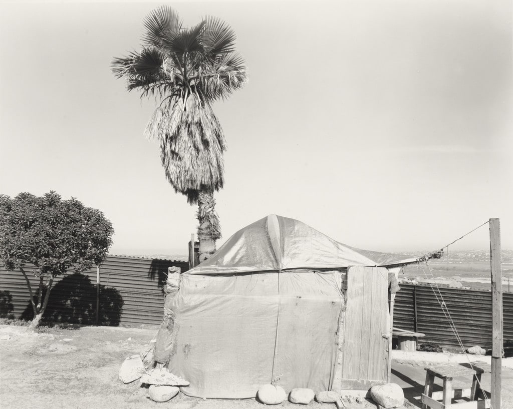Crossing Supplies Tent, Avenida Internacional, Tijuana from the series Running Fence