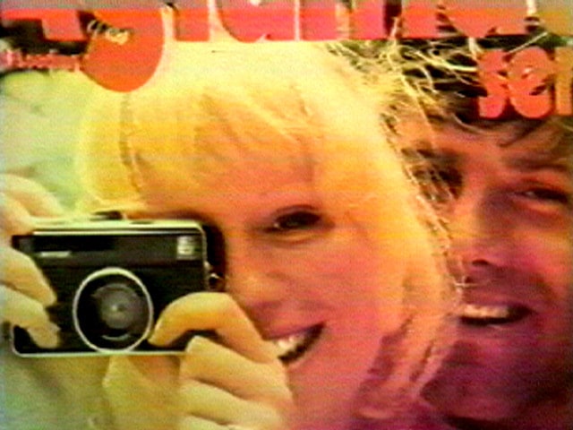 Six fois deux/Sur et sous la communication, Part 3A: Photos et cie (Photos and Company)