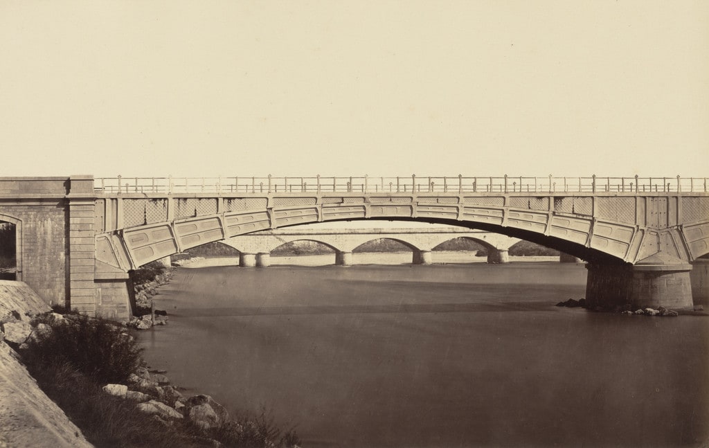 Viaduct across the Isère River