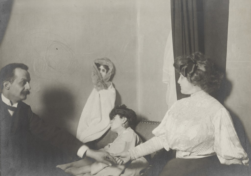 Séance of February 26, 1909