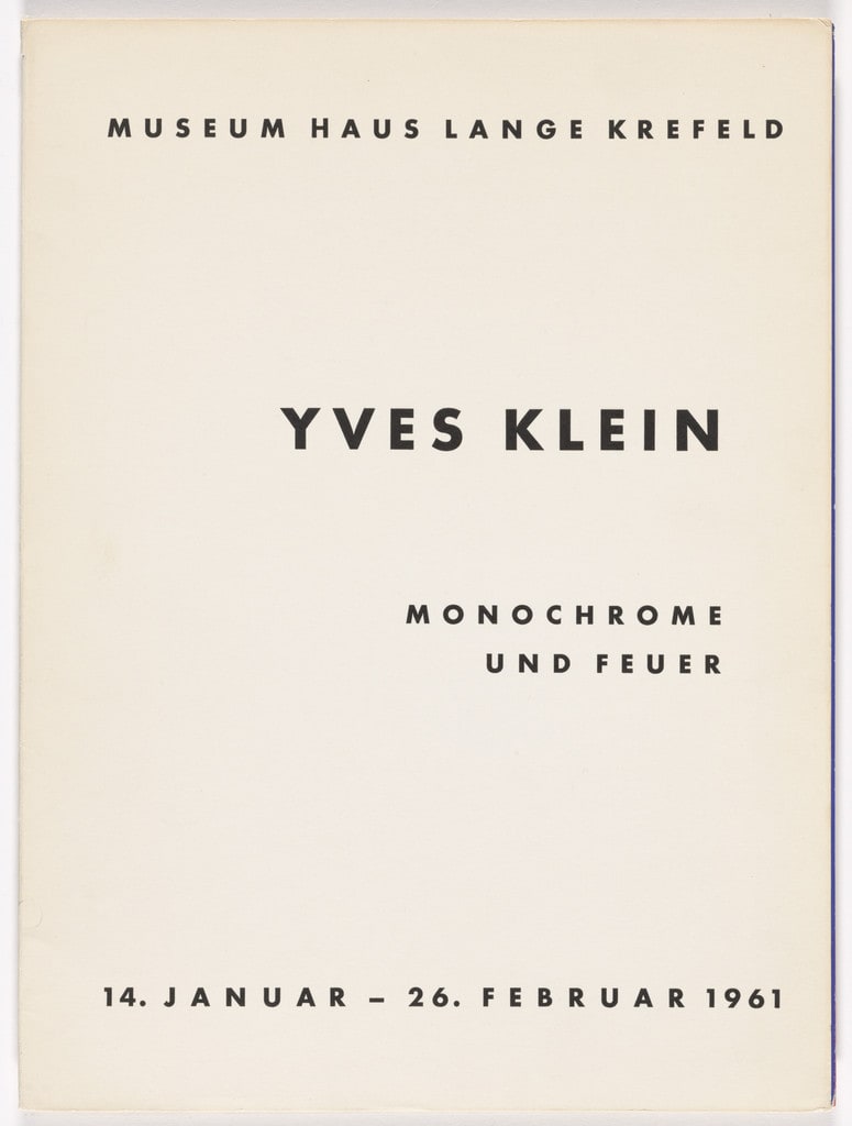 Monochrome und Feuer