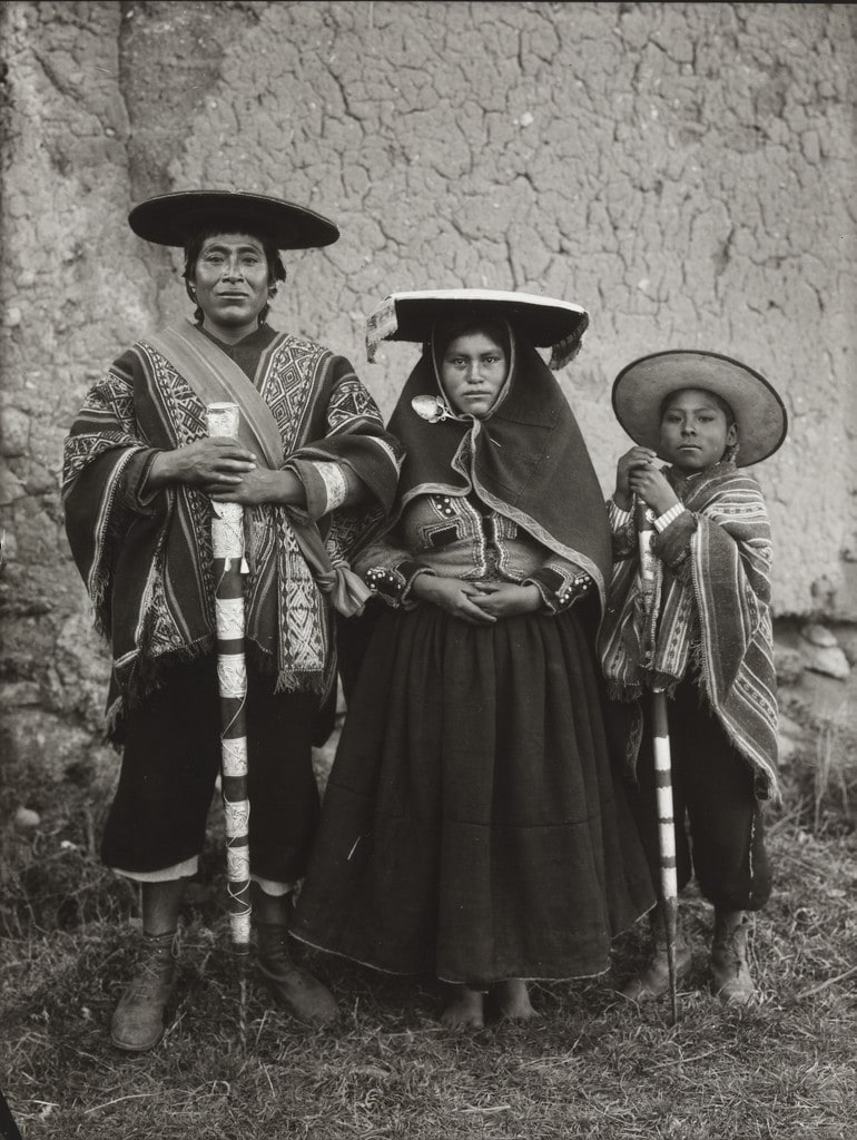 Indian Varayoc and Family, Tinta Kanchis