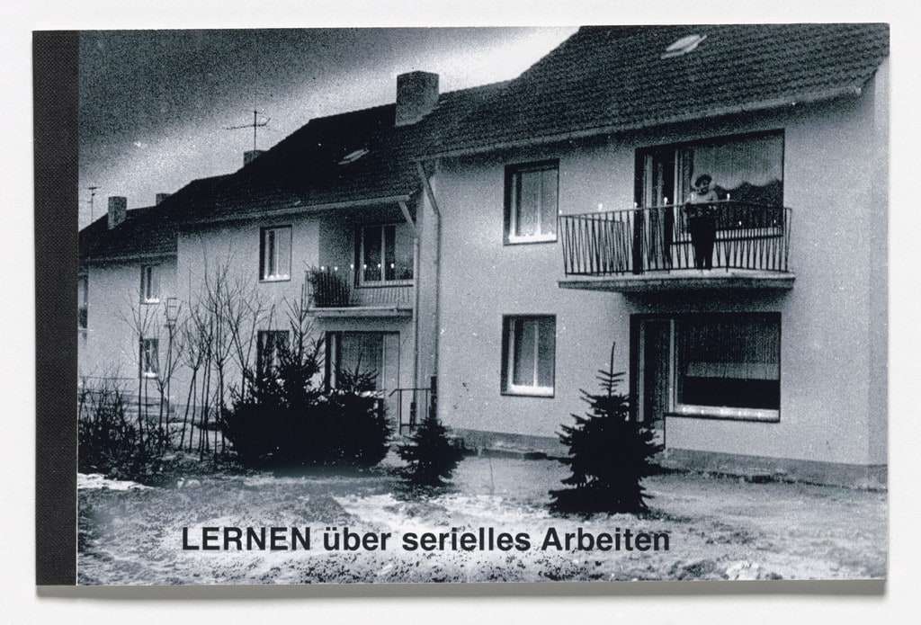 Lernen über Serielles Arbeiten (Learning about Serial Work) from Book Drafts