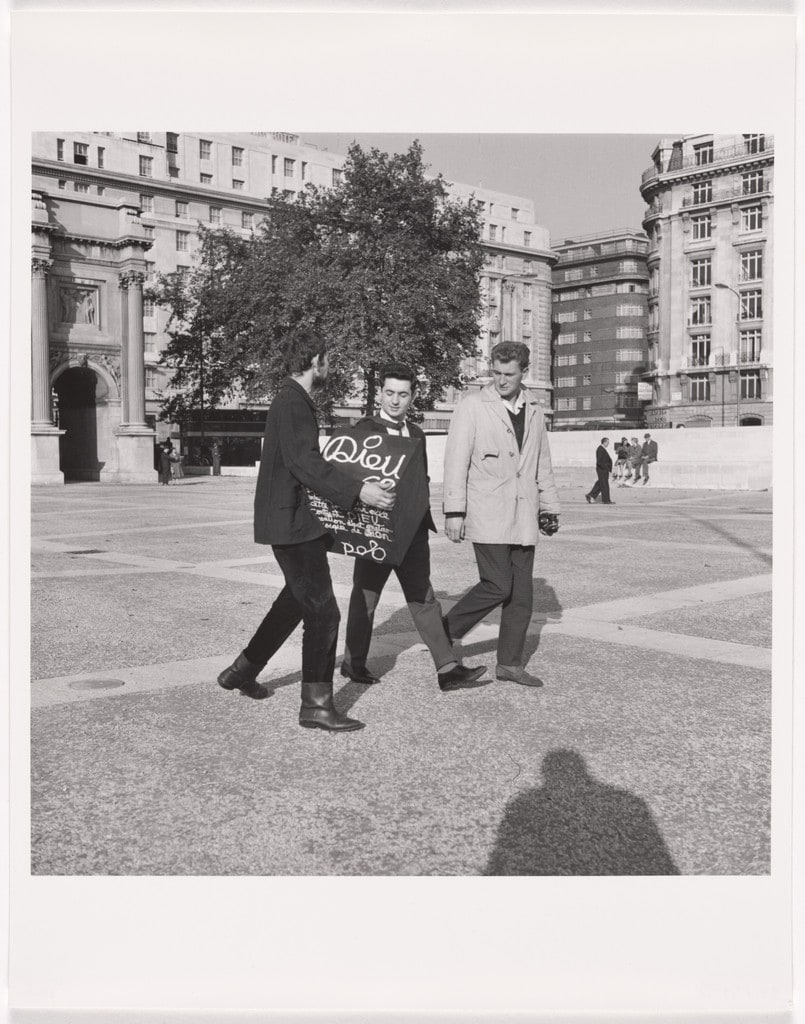 Sculpture Vivante (Living Sculpture), Festival of Misfits, Gallery One, London, October 23- November 8, 1962