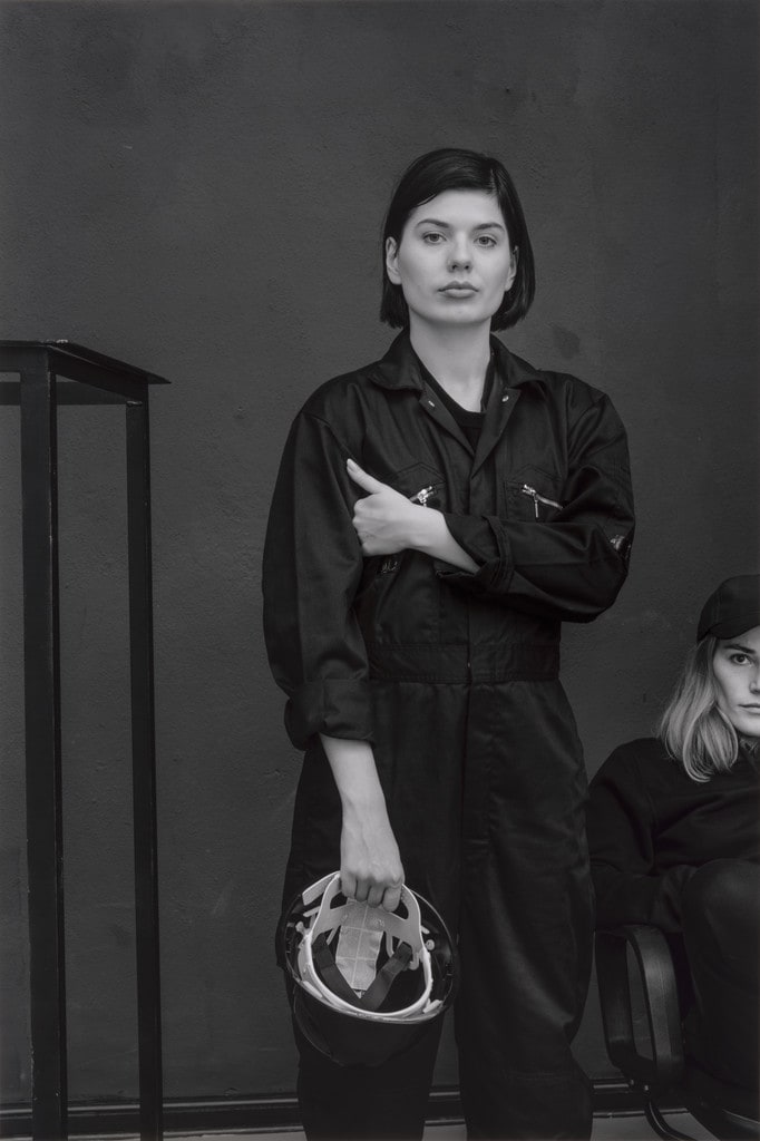 Untitled from the series Gesellschaft beginnt mit drei