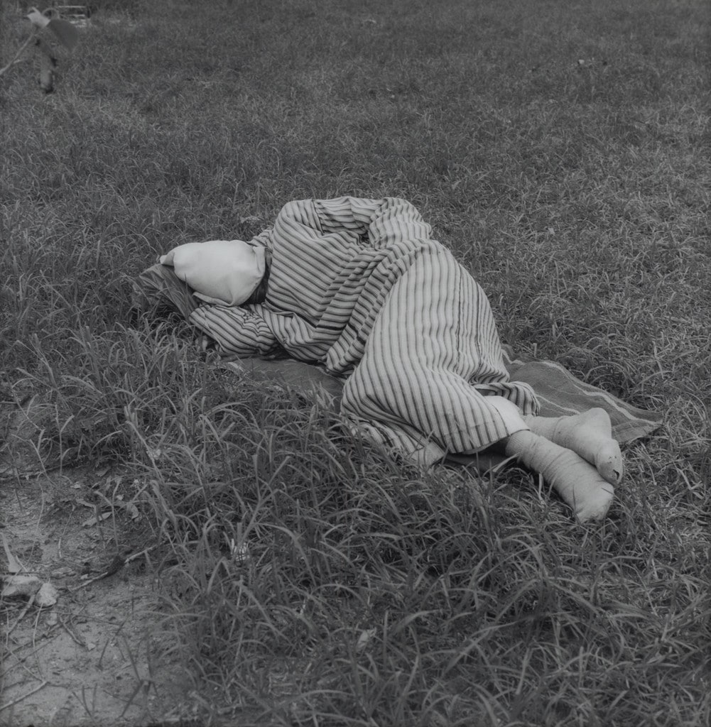 Dormeur (The Sleepers) Série Jardin Public, Tangier, Fig. 3