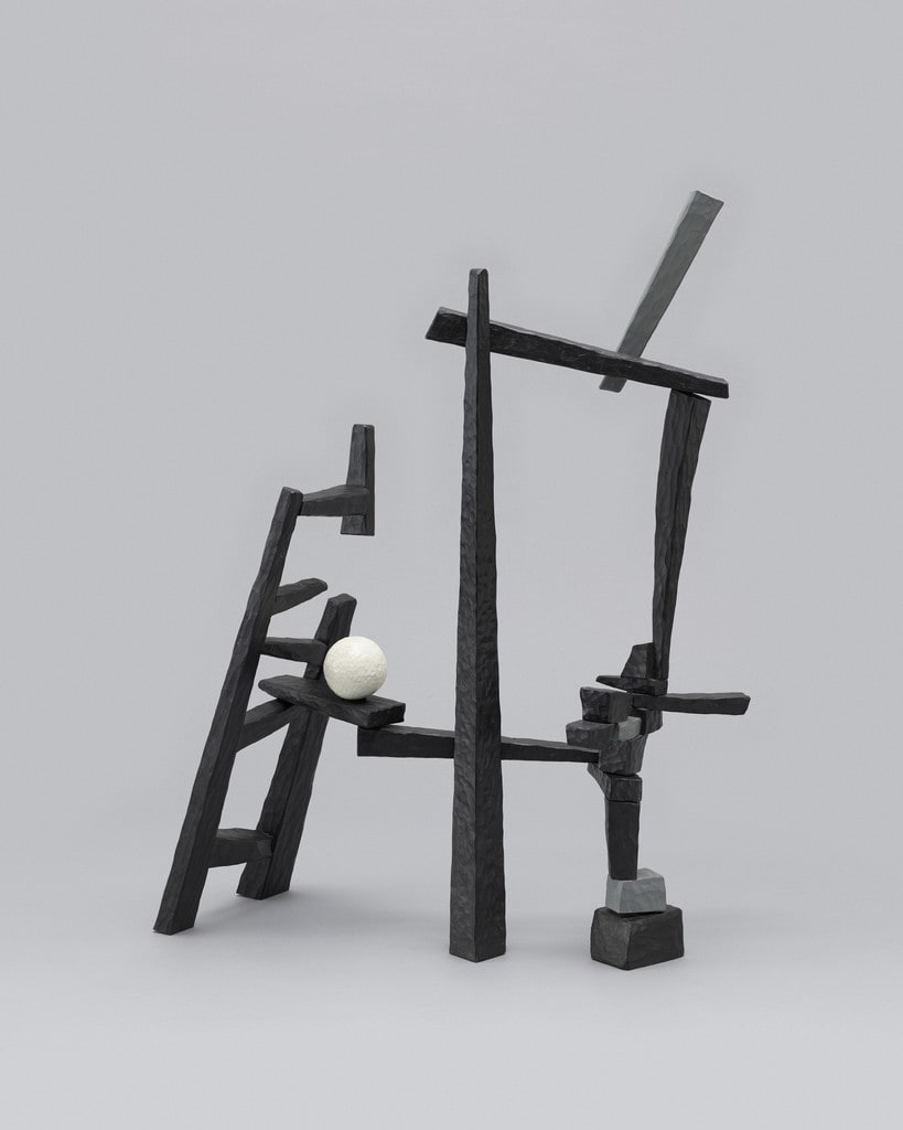 Unfinished Construction. Posthumous Homage to Daniel Mont