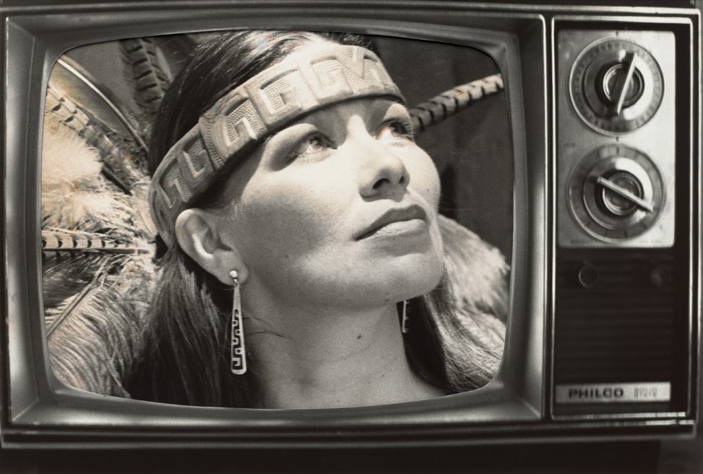 Vanna Brown, Azteca Style