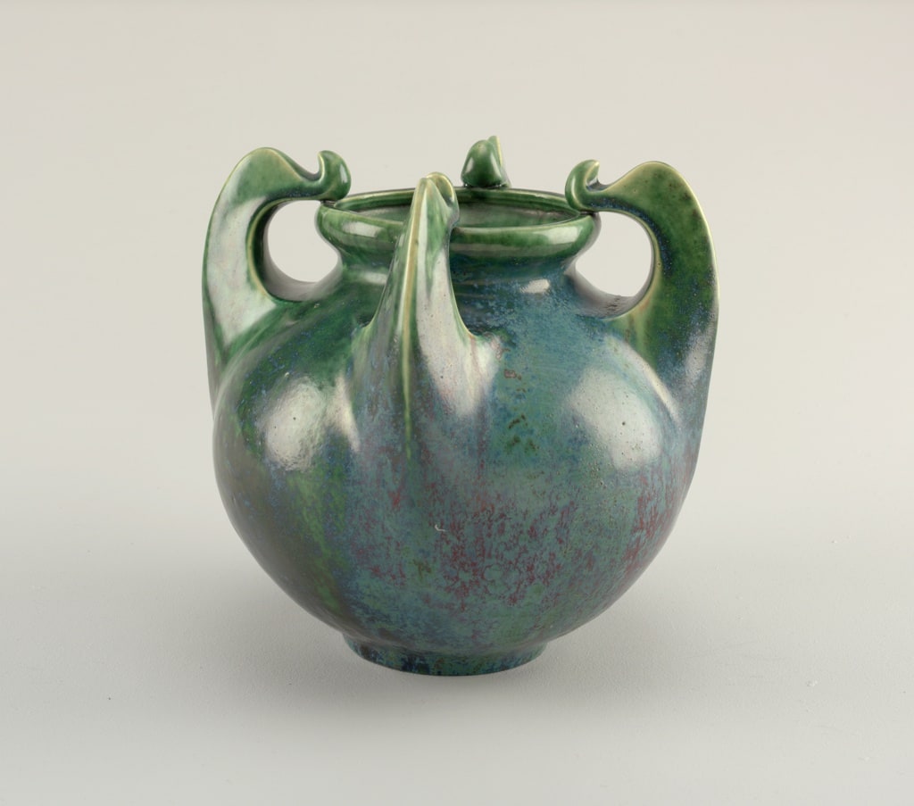 Vase (France), ca. 1900
