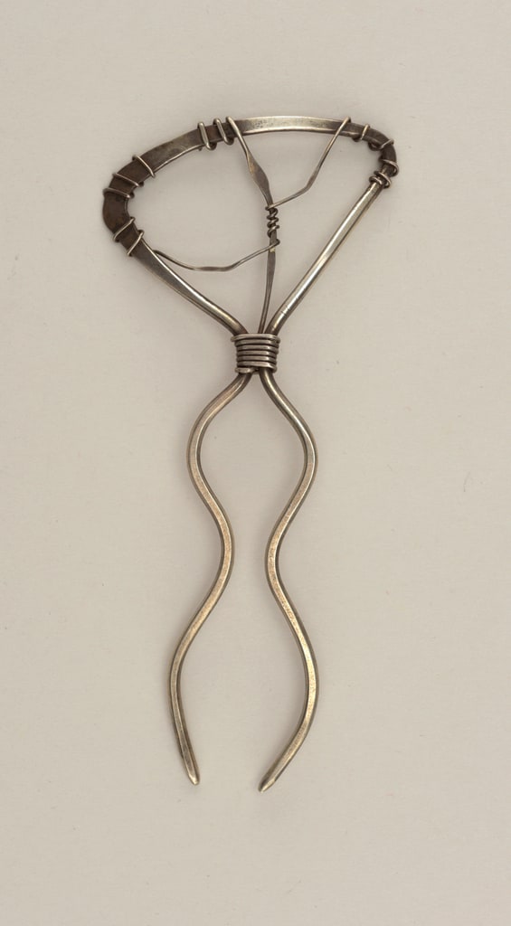 Dancer Hairpin, 1947–50