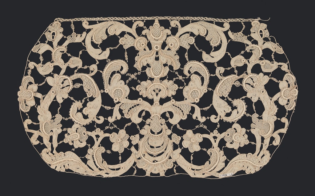 Cap Crown (Italy), 1650–1700
