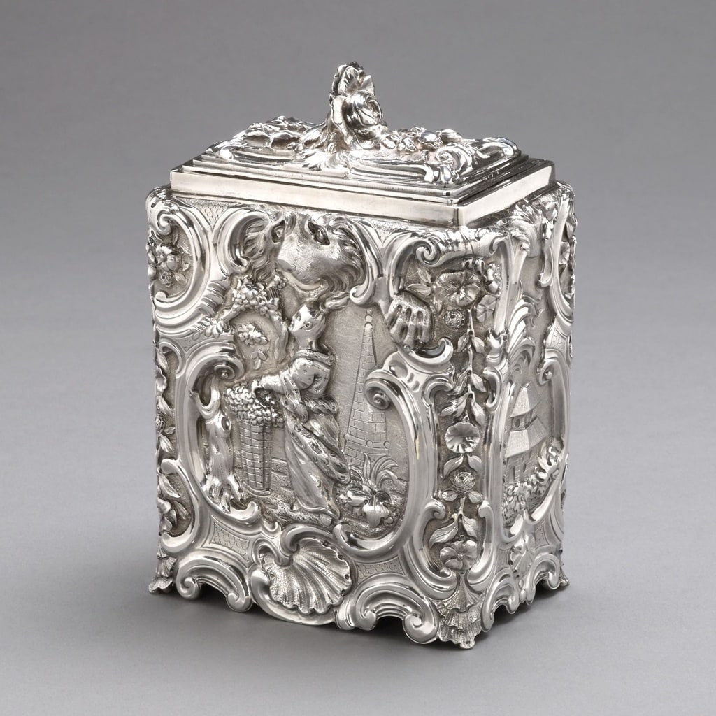 One Tea Caddy With Lid And One Sugar Caddy With Lid (England), 1752–53