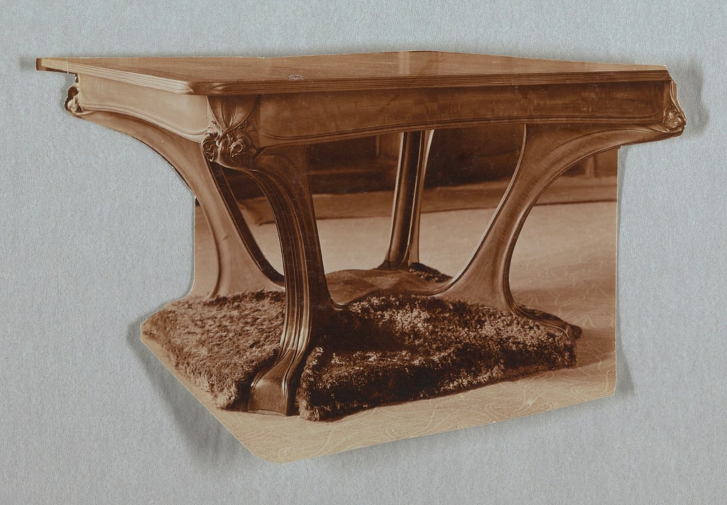 Photograph (France)