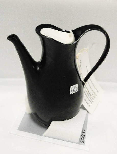 "Tomorrow's Classic" Coffee Pot
