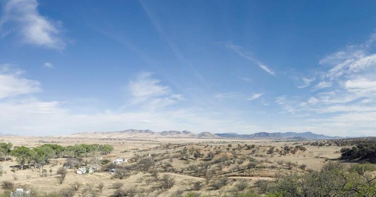 Lochiel, Arizona / La Noria, Sonora, Mexico (with vehicle barrier)