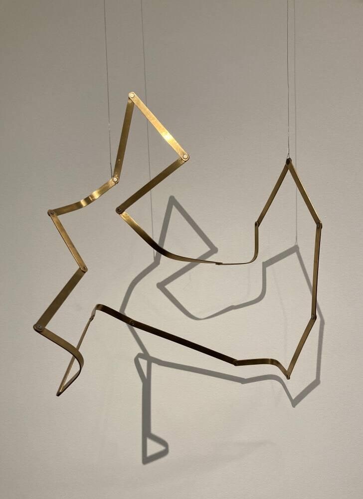 Escultura articulada en bronce (Articulated Sculpture in Bronze)