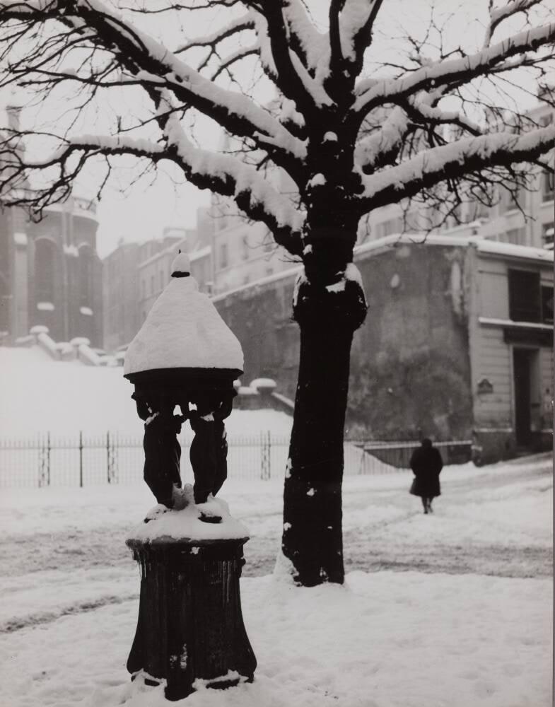 Carrefour Etienne Dolet – Julien-Lacroix, Paris, Hiver