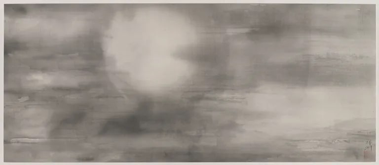 In the quiet waters of the Xiao and Xiang is the reflected moon (潇湘水闲月影来)