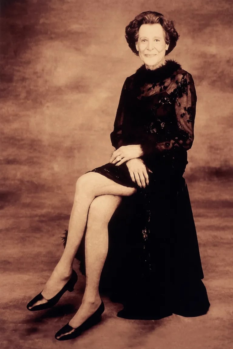 Kitty Carlisle Hart, 90