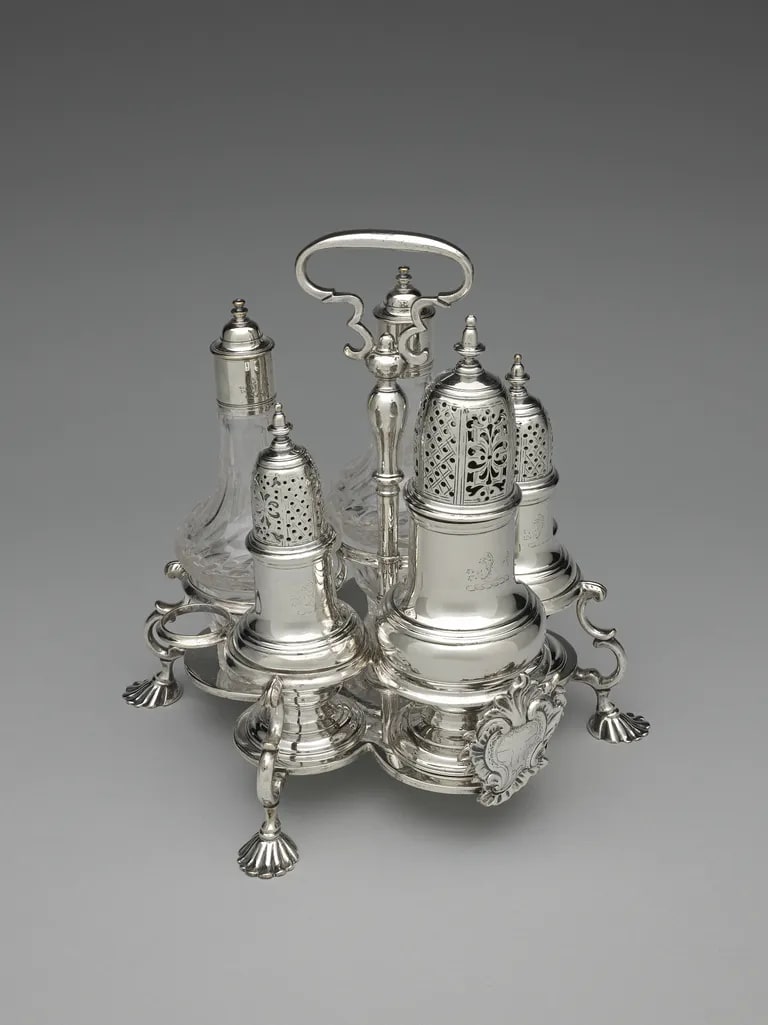 Cruet set