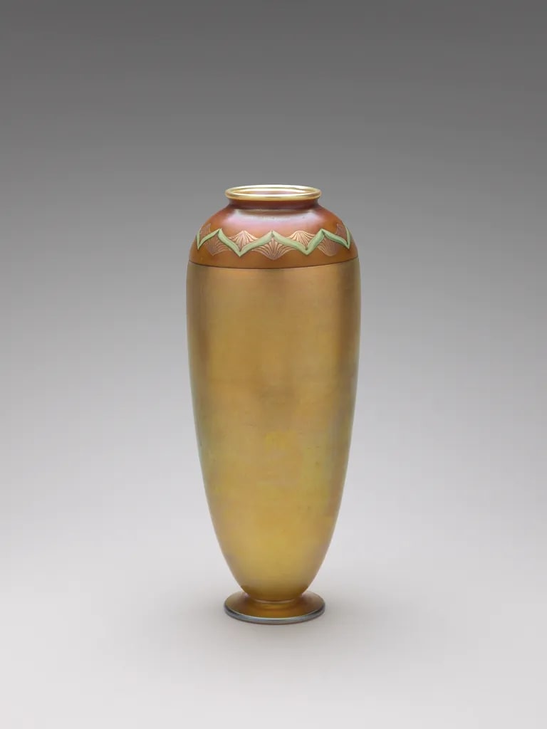Tell-el Amarna vase