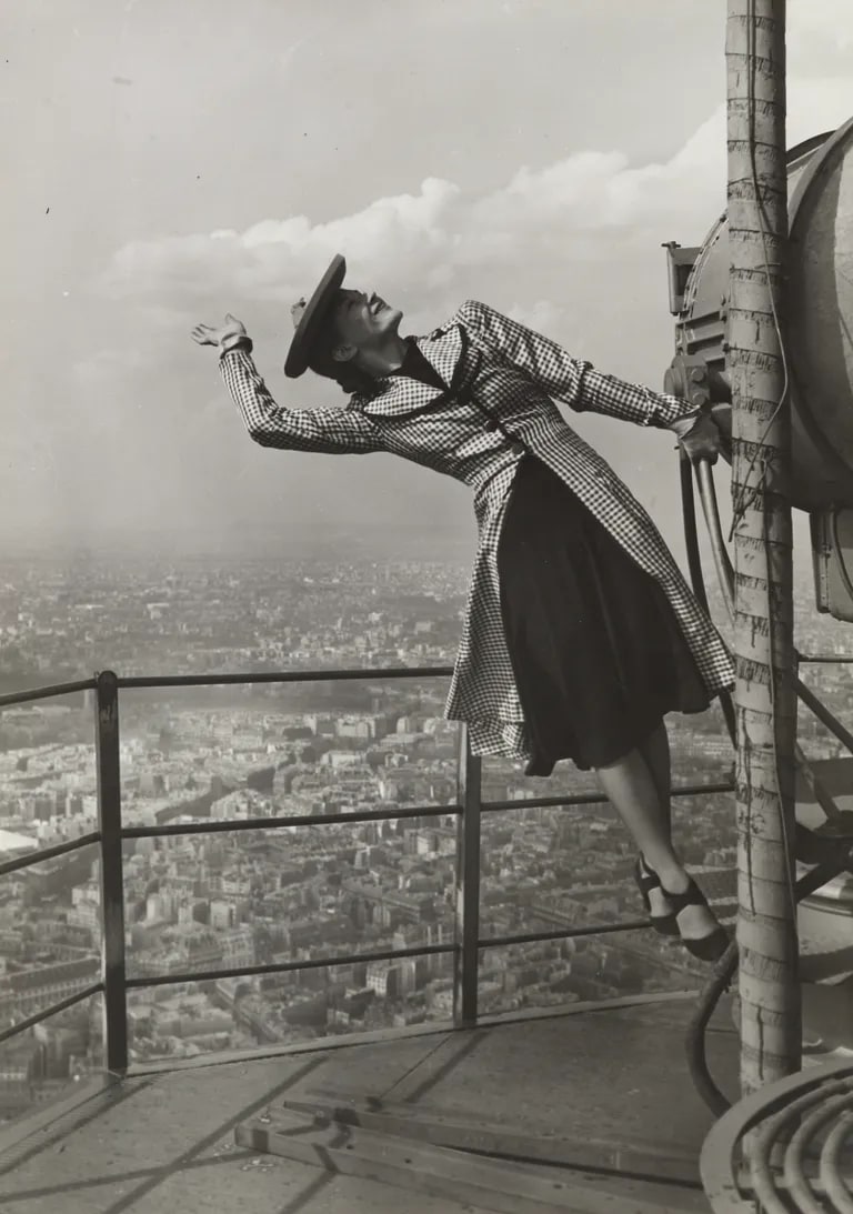 Lisa Fonssagrives, Eiffel Tower, Paris, VOGUE Paris