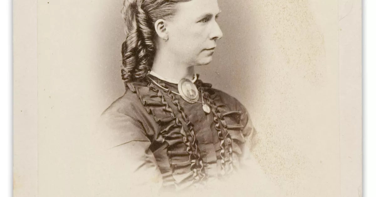 Crayon portrait of woman facing right