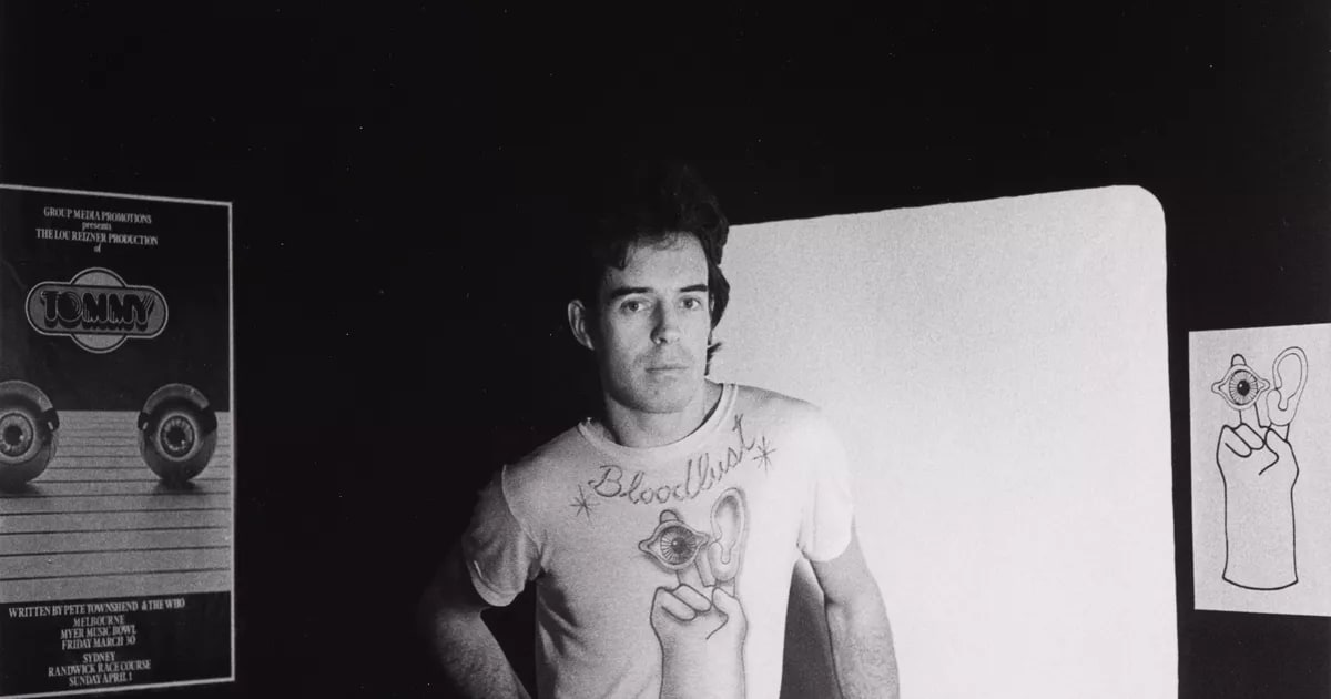 Ian Macrae at Mozart Street looking sensitive and low key wearing a Mizza t-shirt during 'Love is hate'
